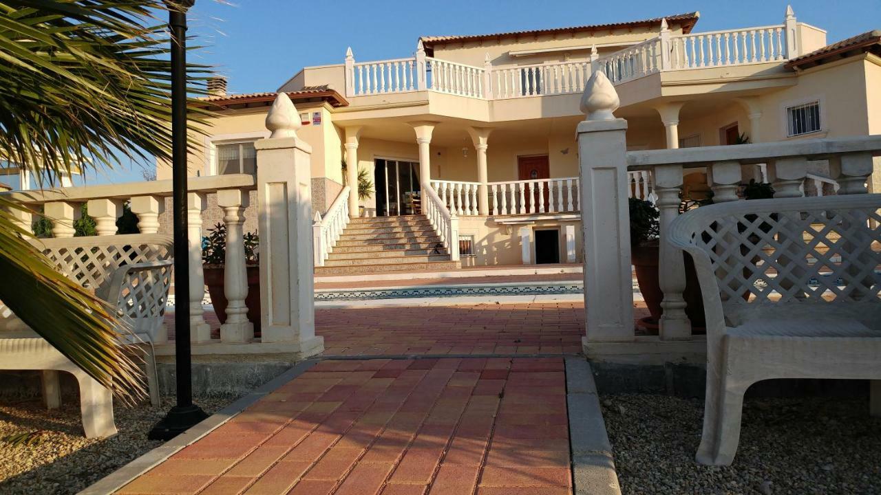 Villa Campos del Río المظهر الخارجي الصورة